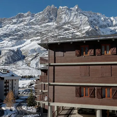 Hellochalet - Foyer Du Cervin Central, Apartment, 250m Lift * 브루일서비니아