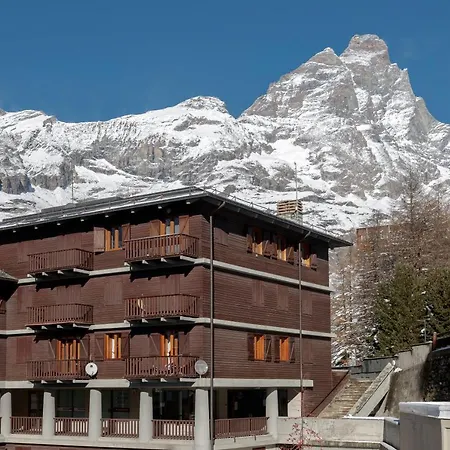 Hellochalet - Foyer Du Cervin Central, Apartment, 250m Lift Apartman *