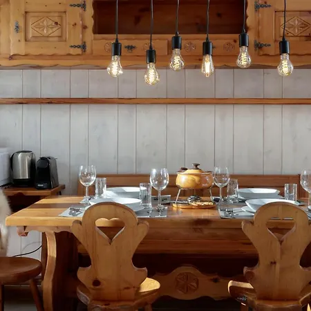 Lägenhet Hellochalet - Foyer Du Cervin Central, Apartment, 250m Lift